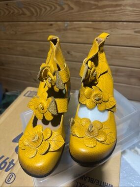 Women's Yellow Floral Leather Mary Jane Heels